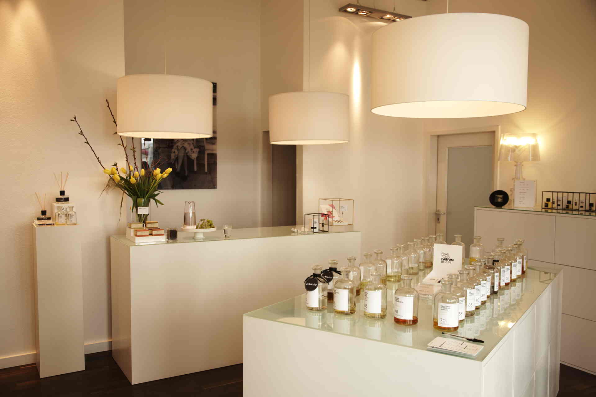 Zu unseren ersten Stationen gehörte das Duft-Atelier von FRAU TONIS PARFUM - Entdeckertour 2017 Look and Love